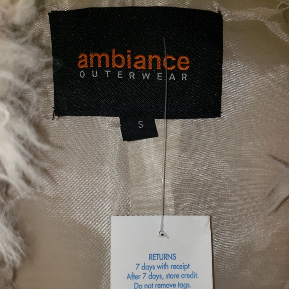 Brand New Ambience Outerwear Faux Fur Vest - Picture 3 of 3
